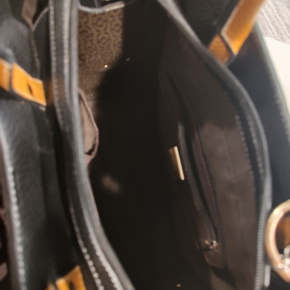 Purse - Picture 5 of 5